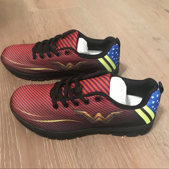 wonder woman tennis shoes